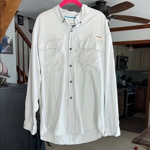 Magellan Outdoors Grey Button Down Shirt Men's Large